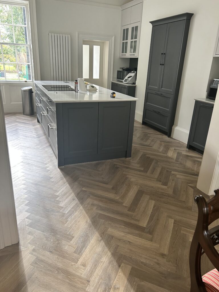 Stylish kitchen with Karndean Flooring the waterproof and durable hygienic and allergy-friendly alternative for Residential properties.